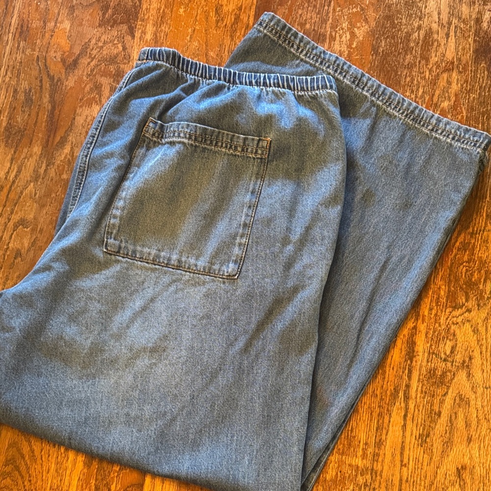EUC drawstring jeans
